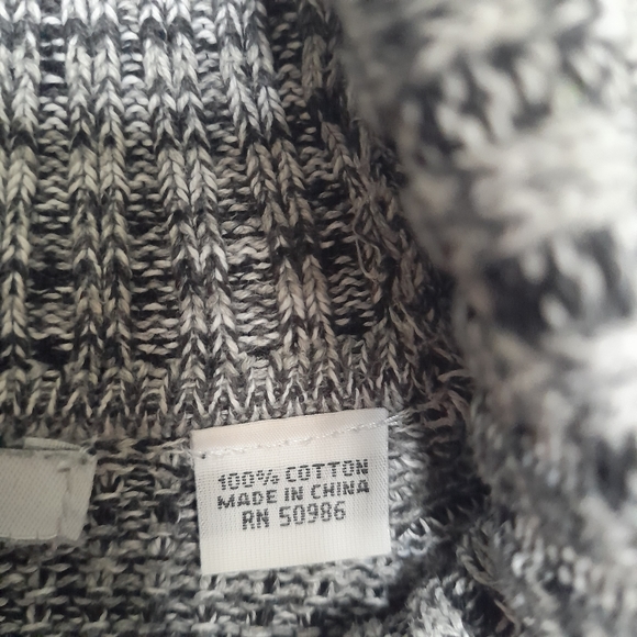 Eight Eight Eight Sweater - Picture 4 of 4